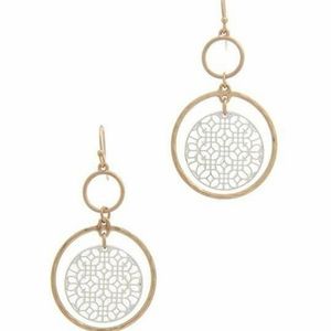 Read description! Earrings Galore!!